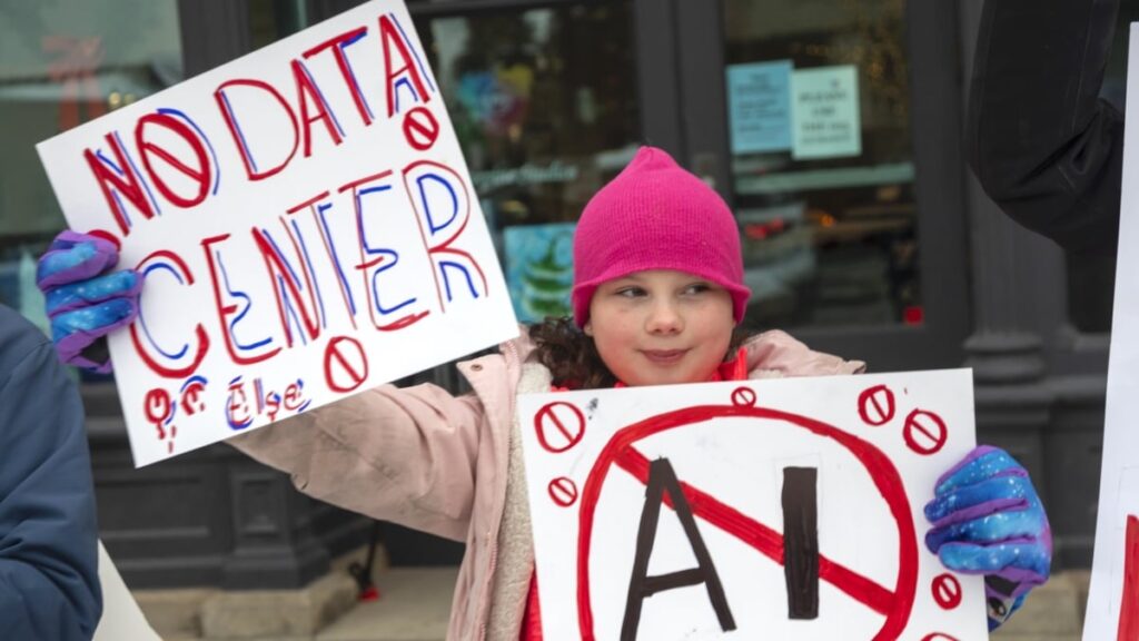 Stop new AI data centers, enviornmental orgs tell Congress