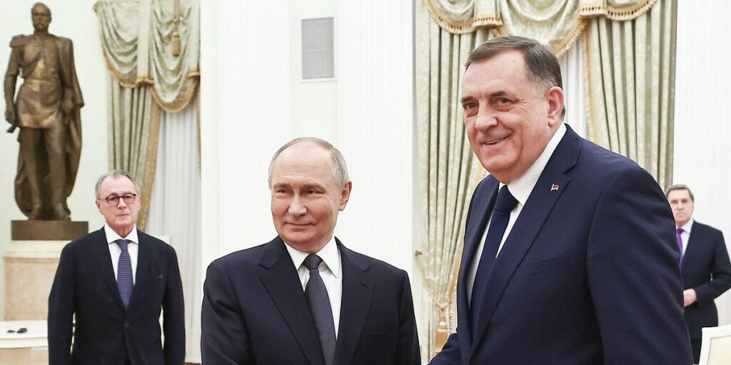 Ex-UK ambassadors are lobbyists for sanctioned pro-Russia genocide deniers Ex-UK ambassadors are lobbyists for sanctioned pro-Russia genocide deniers