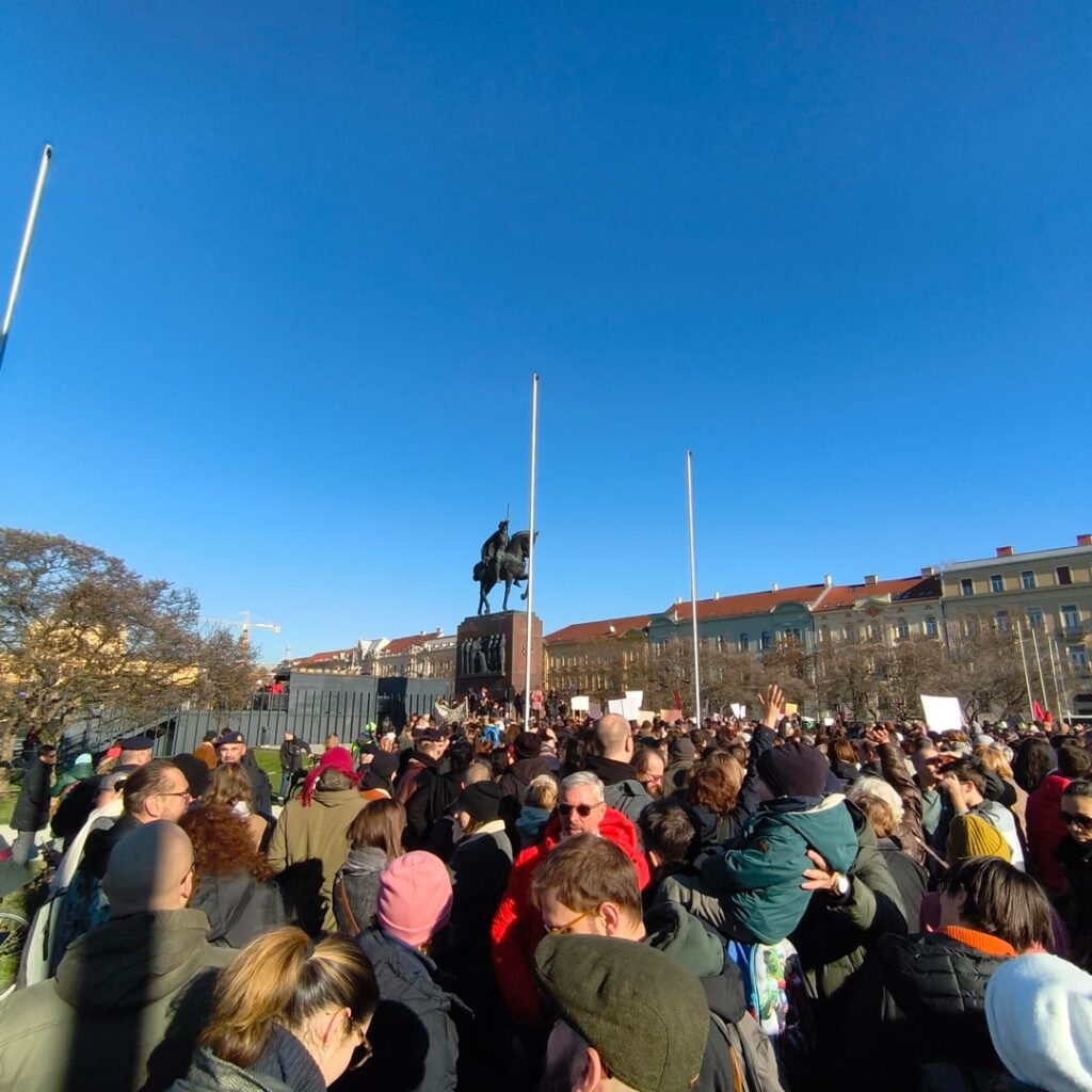 A quick review of the march in Zagreb