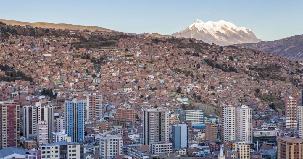 A South American country [Bolivia] eliminates the visa requirement for Romanians, to encourage tourism