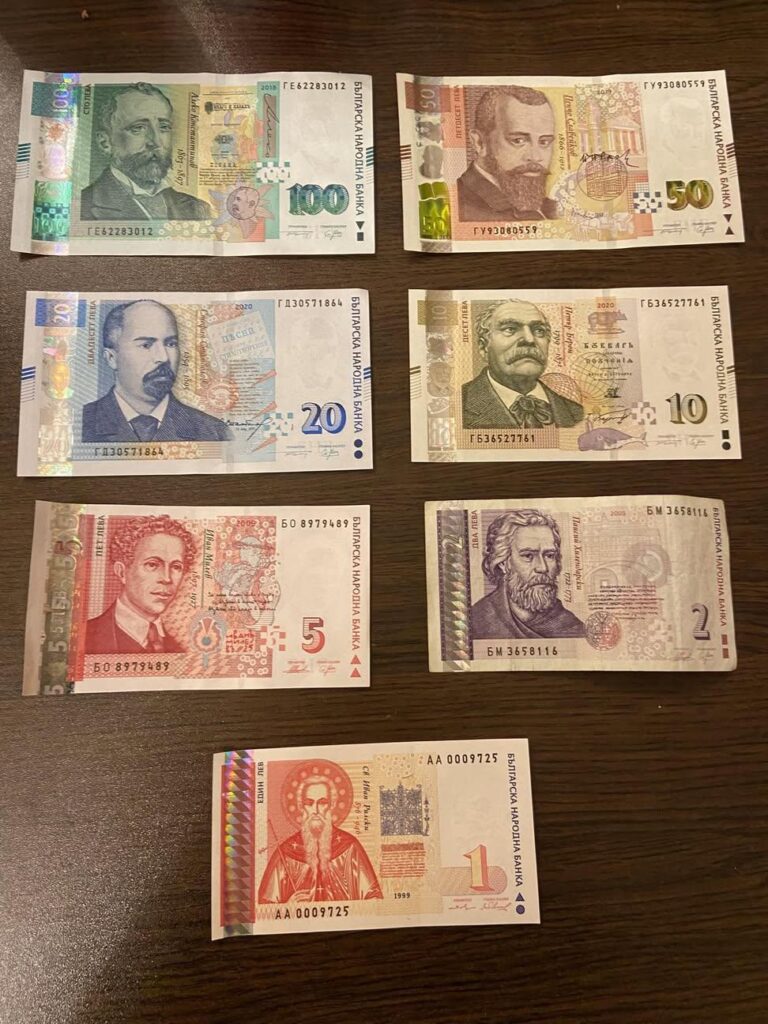 It's hard for me to say goodbye to the most beautiful banknotes