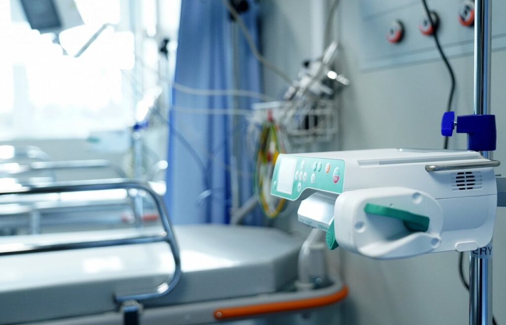 Saturday's icy paths injured many in Latvia / Article