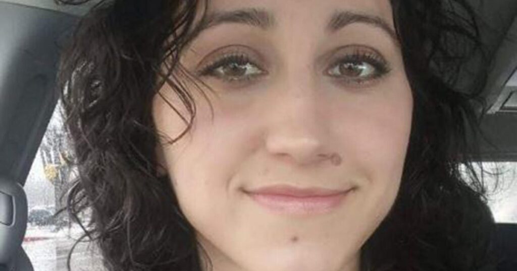 Colorado Springs mother accused of killing 2 of her kids extradited from United Kingdom