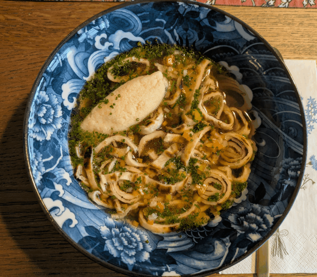 Beef soup with fries, semolina dumplings and chives, two thousand six hundred euros