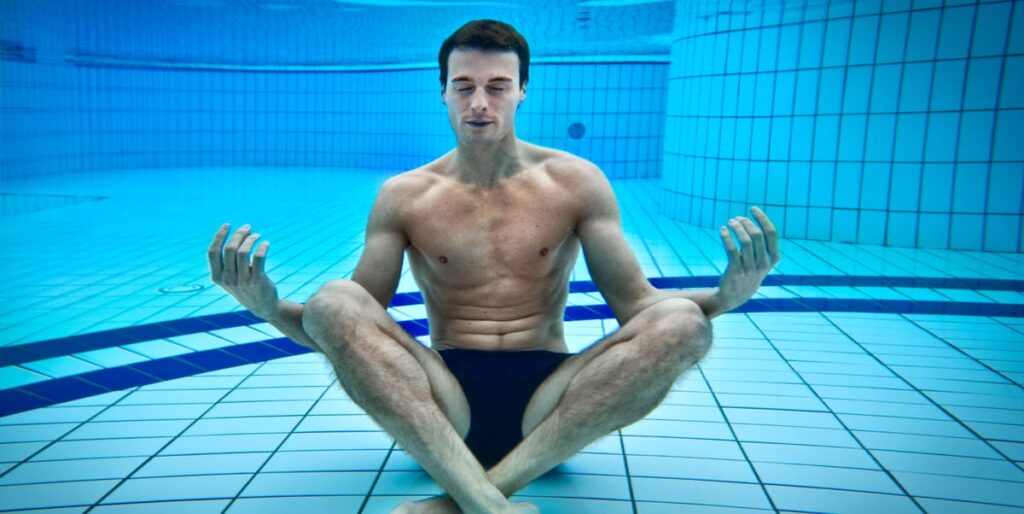 Man Holds Breath For Almost 30 Minutes, Smashing a World Record
