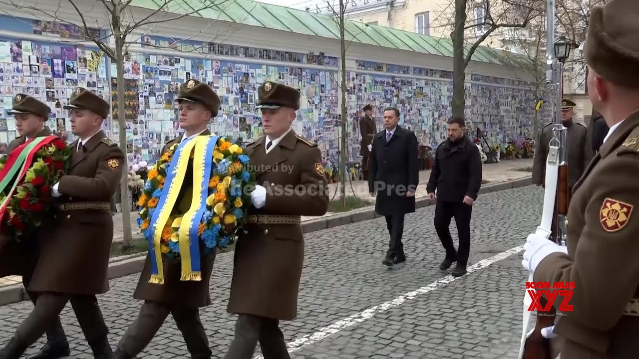 Ukrainian President Zelenskyy meets with Portuguese Prime Minister Montenegro in Kyiv (Video)