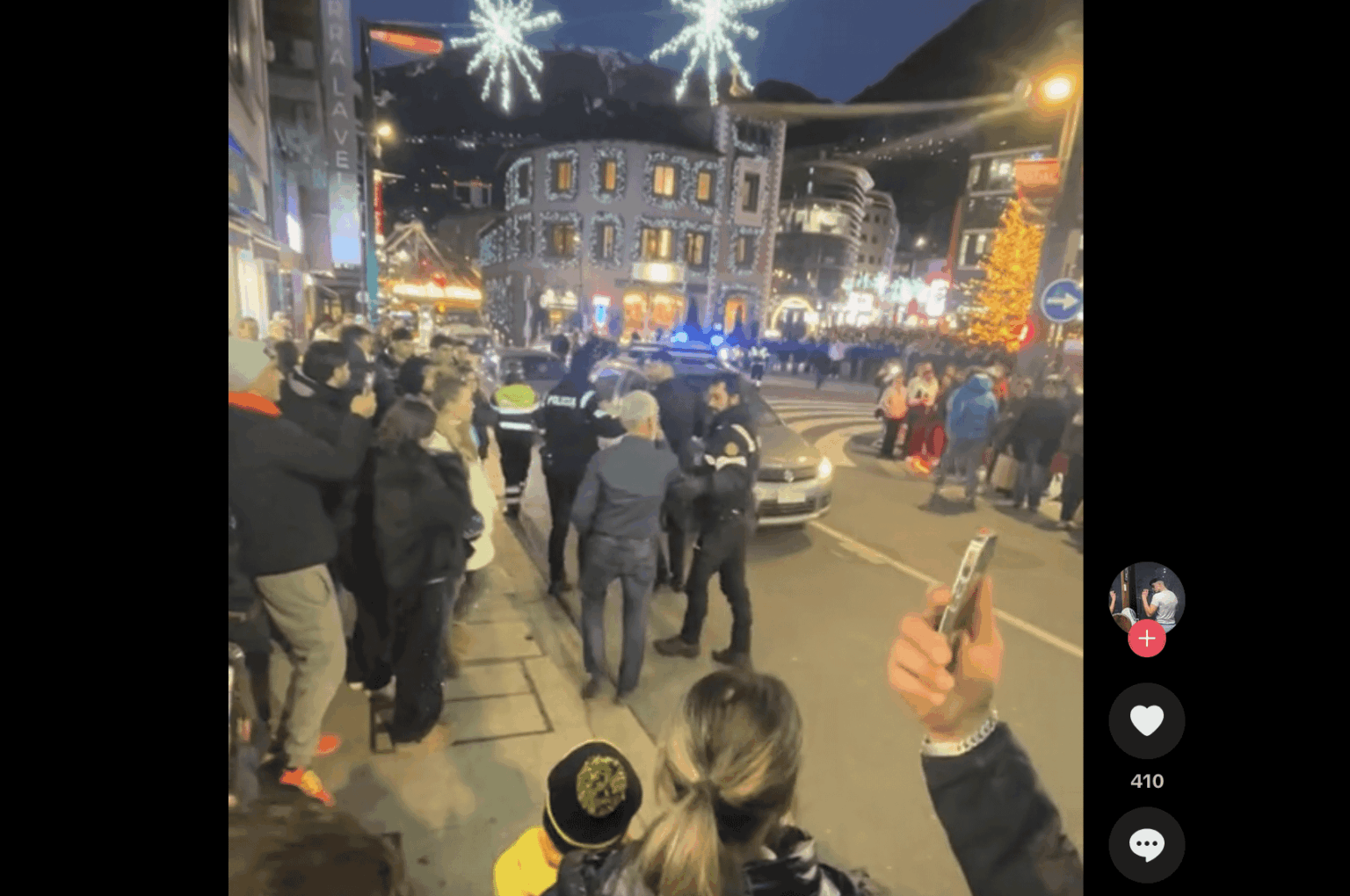 The video of how the police take away the creperie from the Rotonda because the queue was blocking Avinguda Meritxell