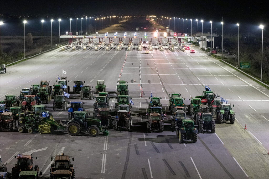 Farmers’ Roadblocks Ebb During Christmas; Producers Insist Demands be Met