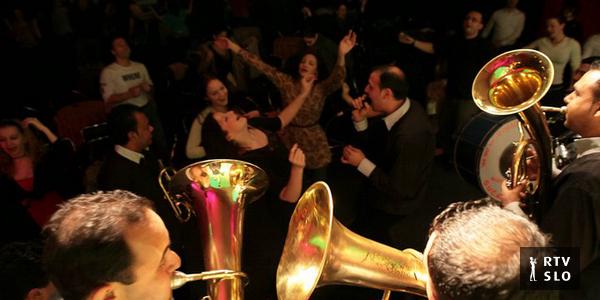 Janković proposed a ban on "trumpet players", the city council accepted the ban