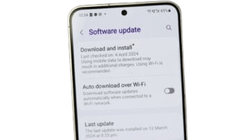 Samsung Galaxy S24 December 2025 Security Update