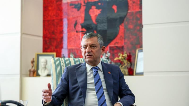 Özgür Özel stated in the broadcast of İLKE TV, which is known for its closeness to the DEM Party, that they will support the "Native Language" education of the Kurds, but that education in the "Native Language" is impossible.