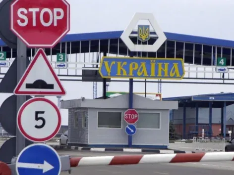 Visit Ukraine - Russia destroys bridges in Zatoka and Mayaki: passage of citizens across the Ukrainian-Moldovan border is complicated