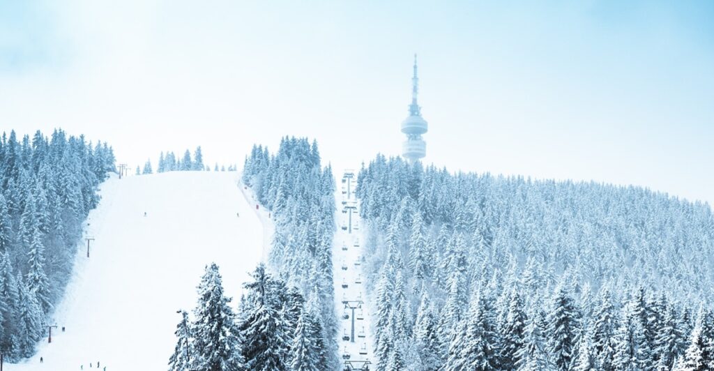 Bulgaria’s Pamporovo opens 2025/26 ski season – The Sofia Globe