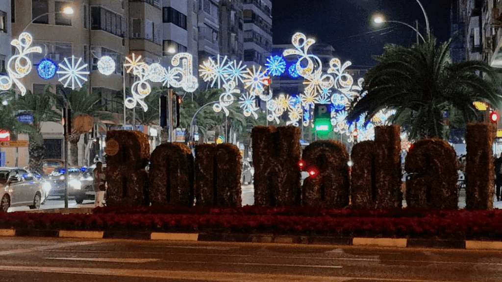 some wonderful Christmas lights in Alicante 2023