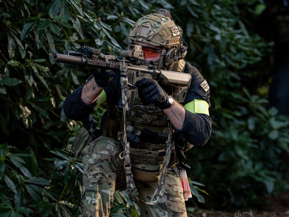 U.K. launches paid military gap year