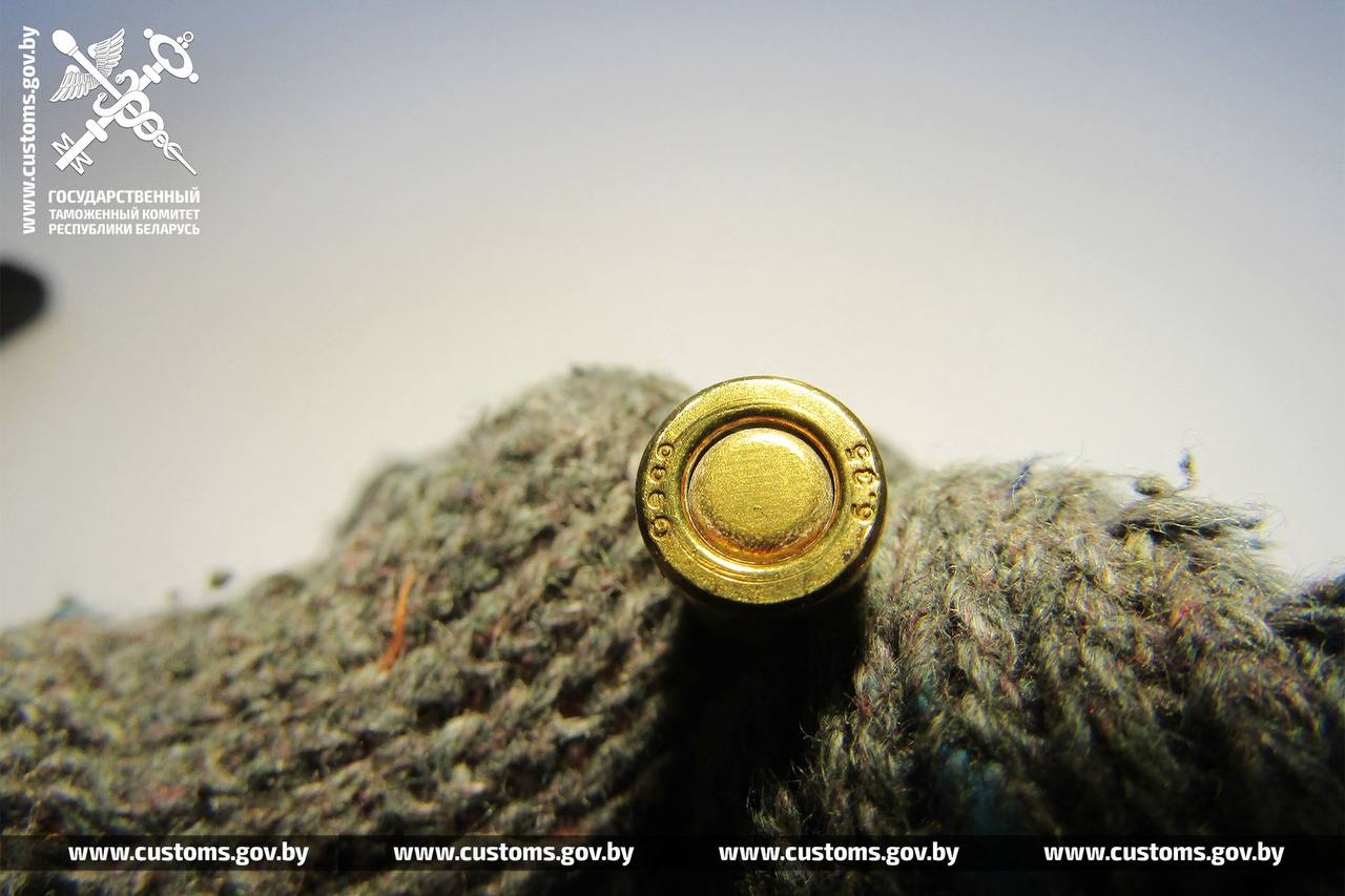 French Citizen Detained At Lithuanian Border Over Pistol