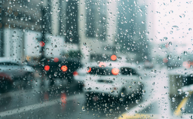 Bulgaria: Friday Weather in Bulgaria: Heavy Snow in the Mountains and Rain in the West