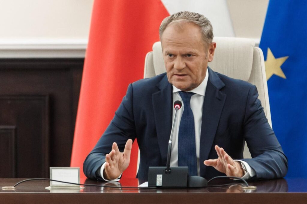 Polands Prime Minister Donald Tusk leading an emergency meeting in Warsaw after Russian drones violated Polish airspace. NATO air defences helped counter drones that entered Polish airspace overnight and alliance chief Mark Rutte is in contact with Warsaw, a NATO spokeswoman said, Warsaw, Poland, Sept. 10, 2025. (AFP Photo)