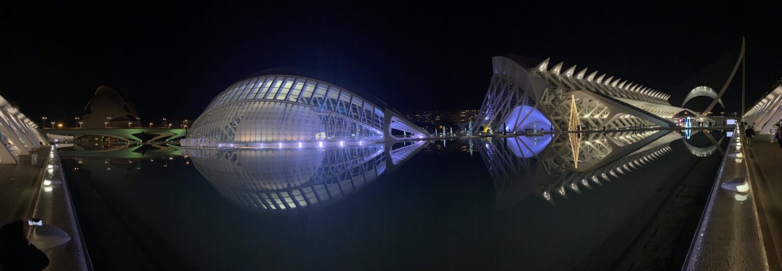 Breathtaking City of Arts & Sciences @ Night