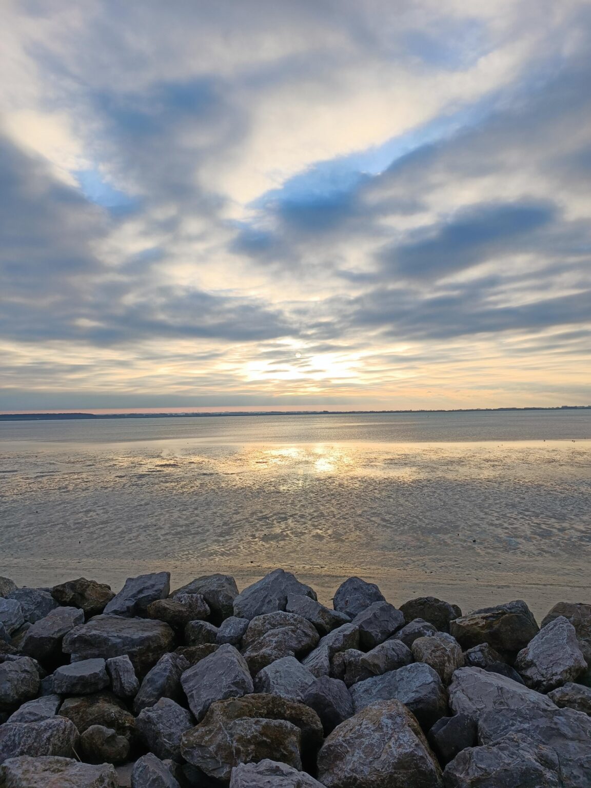 View of the Bay of Somme, after understanding how to attach a photo