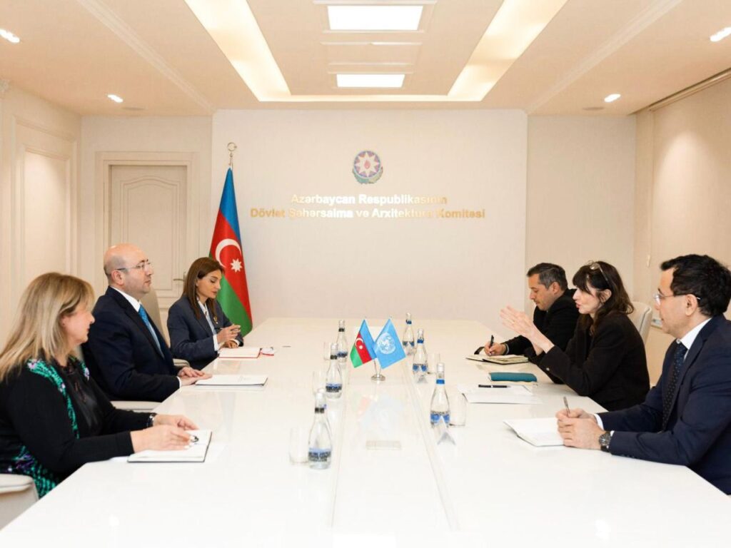 Azerbaijan, UN discuss cooperation in urban planning (PHOTO)