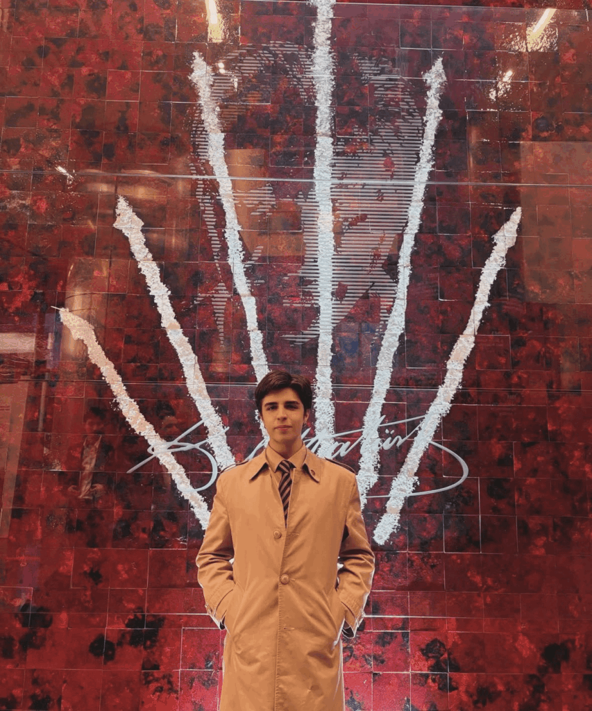 CHP Kadıköy Youth Branch Manager Bilge Kağan Şarbat was arrested using yesterday's Anti-Minimum Wage March as an excuse.