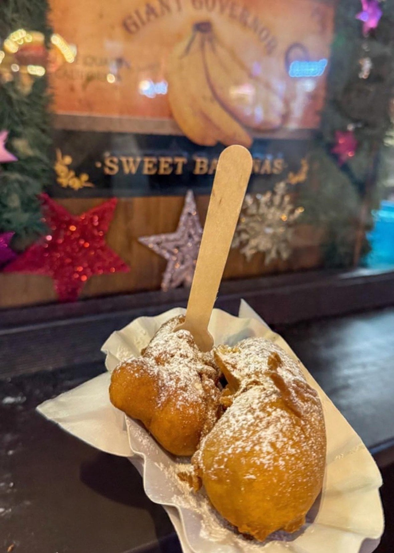 The Backbanane, a fried banana dessert from Rostock.