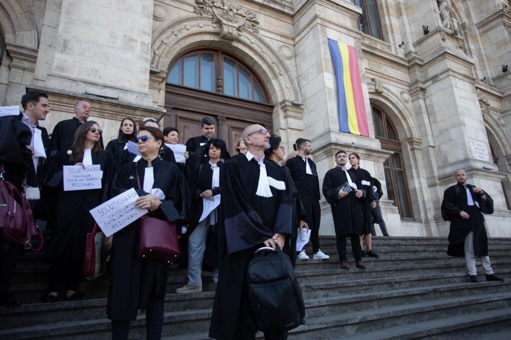More than 500 magistrates stand in solidarity with the judges who denounced the pressures