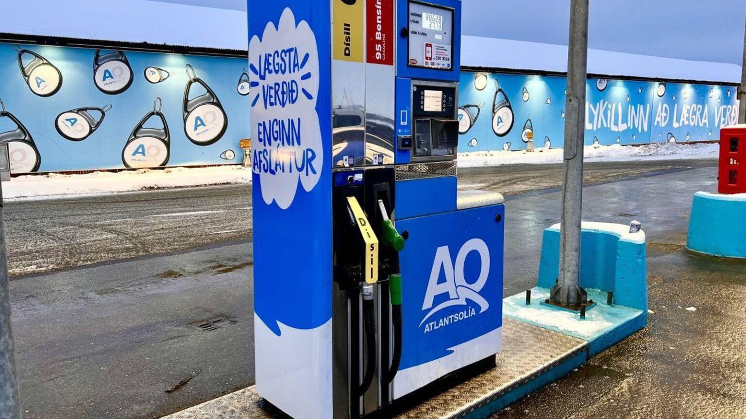 Discount days explain the sudden increase in petrol prices - Vísir