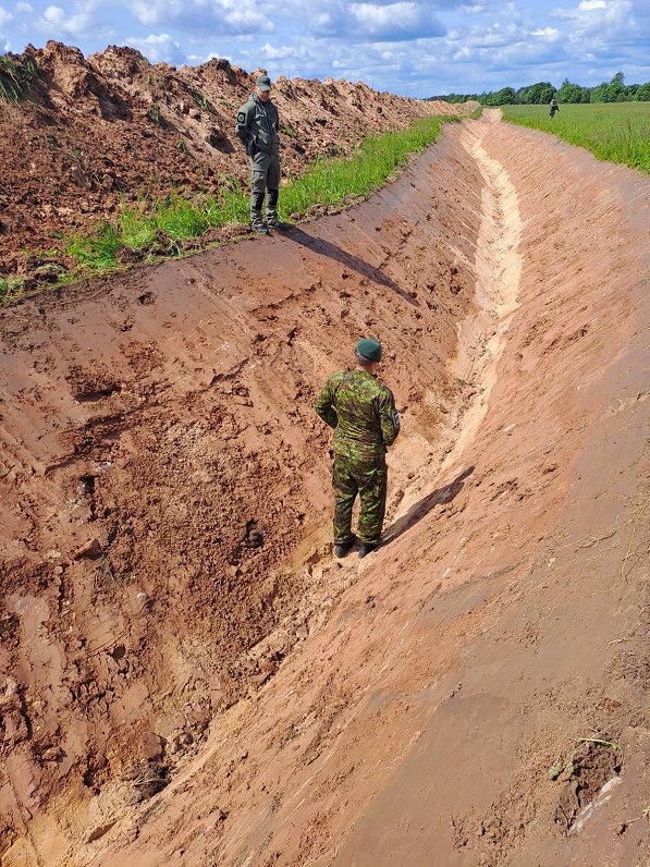 Border defences under construction in Estonia