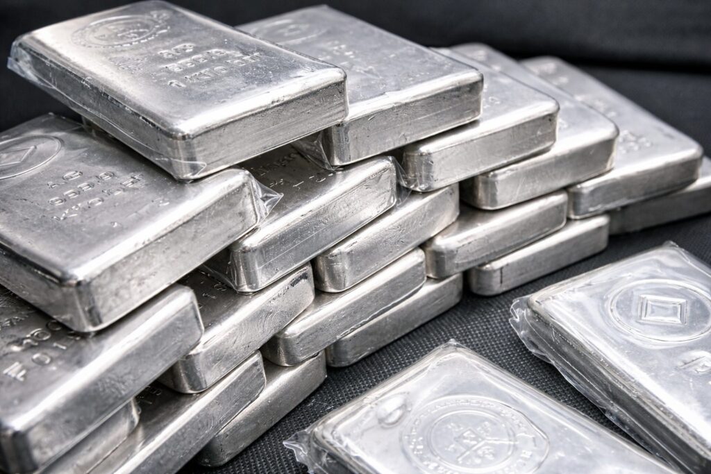 XAG/USD Near Record High as Fed-Cut Bets and Geopolitics Fuel a Historic Rally Silver Price Today at 1:38 PM ET (December 22, 2025): XAG/USD Near Record High as Fed-Cut Bets and Geopolitics Fuel a Historic Rally