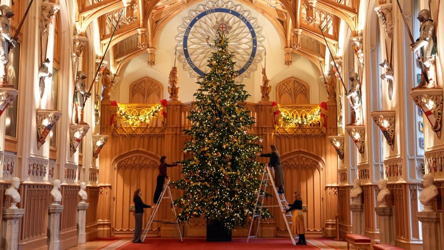 Christmas latest | Celebrations under way in UK - as King and Royal Family prepare for Sandringham service | UK News