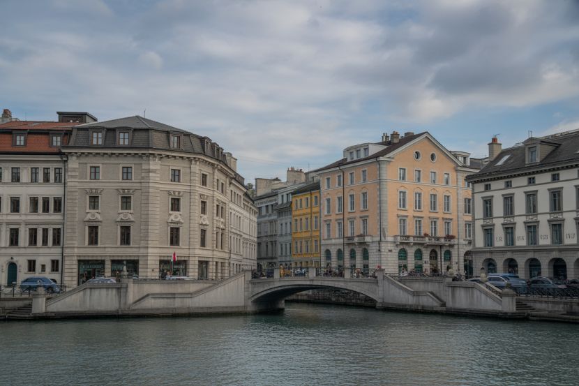 Switzerland and Italy Join France, Poland, Germany, UK, Denmark, and Other Countries in Responding to US New Visa Regulations Requiring Social Media History Disclosure