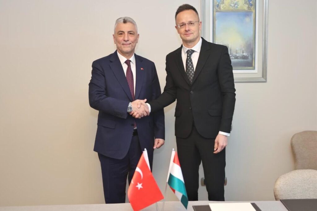 Turkish Trade Minister Omer Bolat (L) and Hungarian Minister of Foreign Affairs and Foreign Trade Peter Szijjarto (R) signed the Joint Declaration on Enhancing Bilateral Trade Relations in Ankara, Türkiye on Dec. 8, 2025. (Photo via X/omerbolatTR)