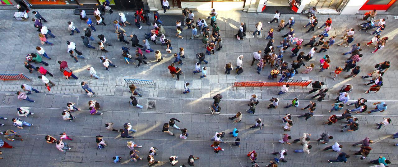 Pedestrians crowd Istiklal Street, one of Istanbul’s busiest thoroughfares in Türkiye, accessed on Dec. 22 ,2025.. (Adobe Stock Photo)