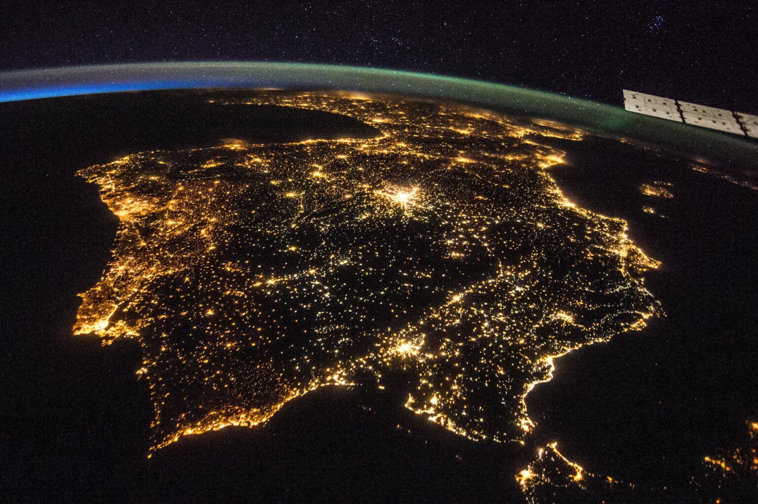 Light Pollution in the Iberian Peninsula