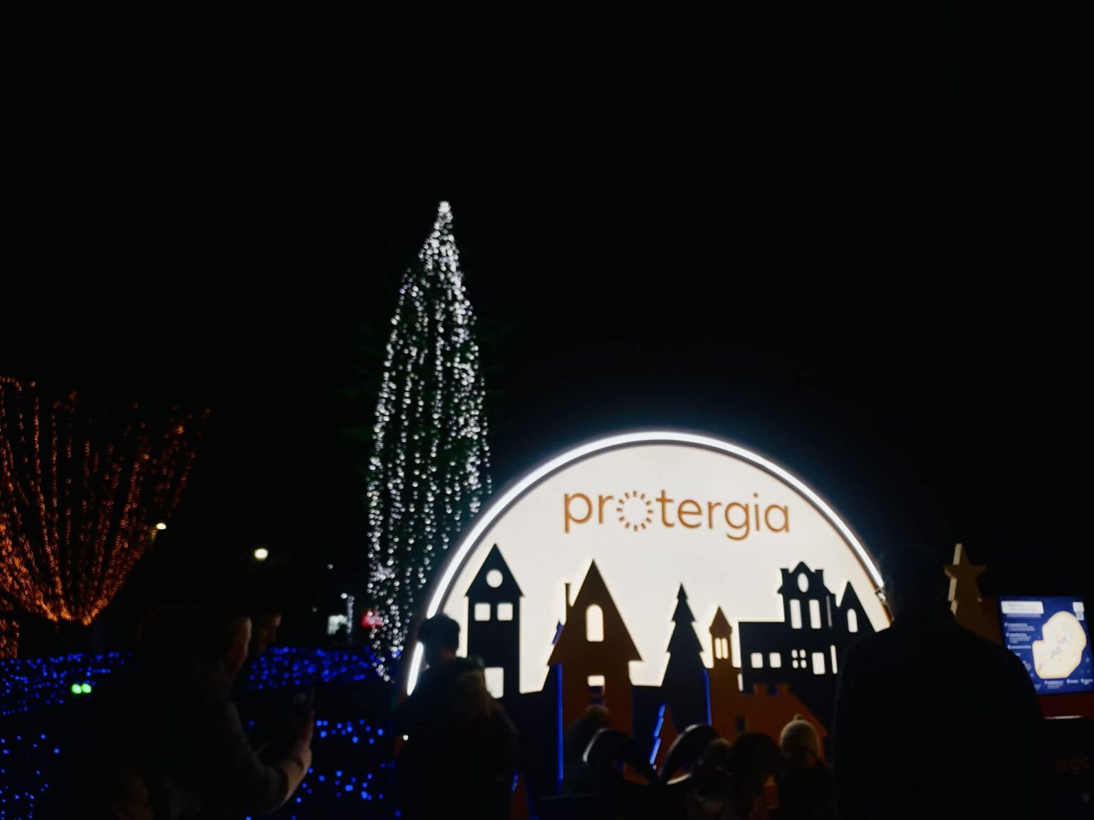 3rd SUBJECT: With the money of the Region, the Protergia Christmas Village - Even the electricity...