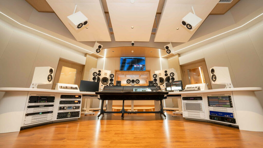 WSDG completes flagship AV production facility for Alibaba's Hujing Digital Media & Entertainment Group Studios