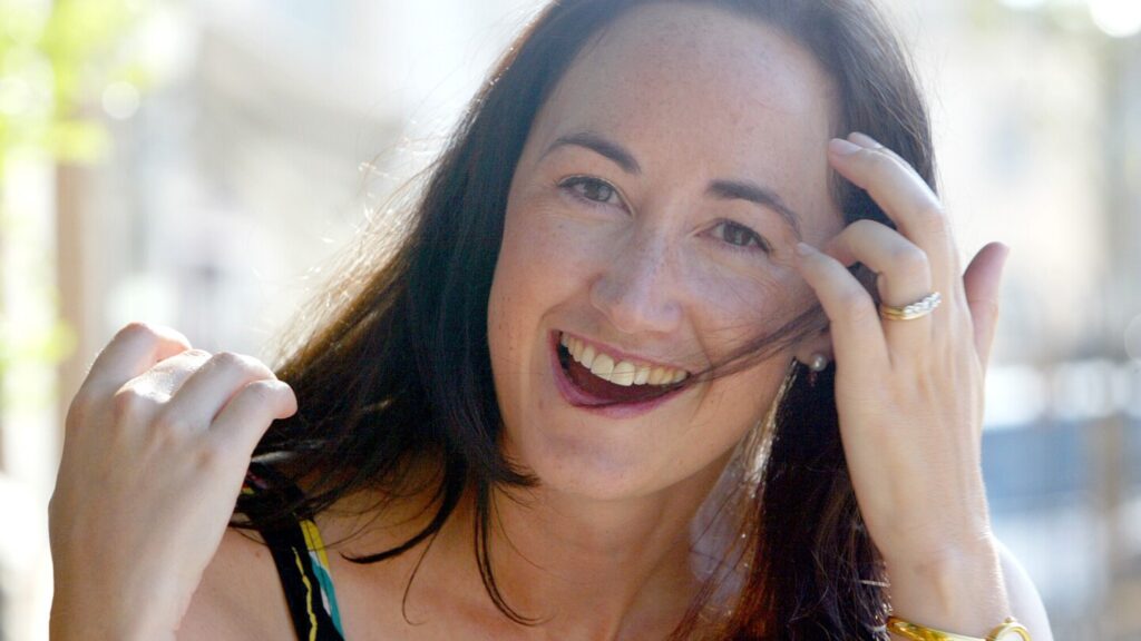 'Confessions of a Shopaholic' author Sophie Kinsella dies at 55