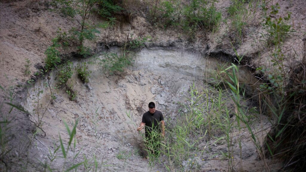 In Hungary, farmers battling ever-drier conditions tap a spa's overflow water for help
