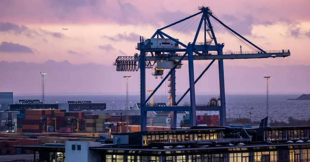 Spain and Denmark leading the way on green shipping fuels -…