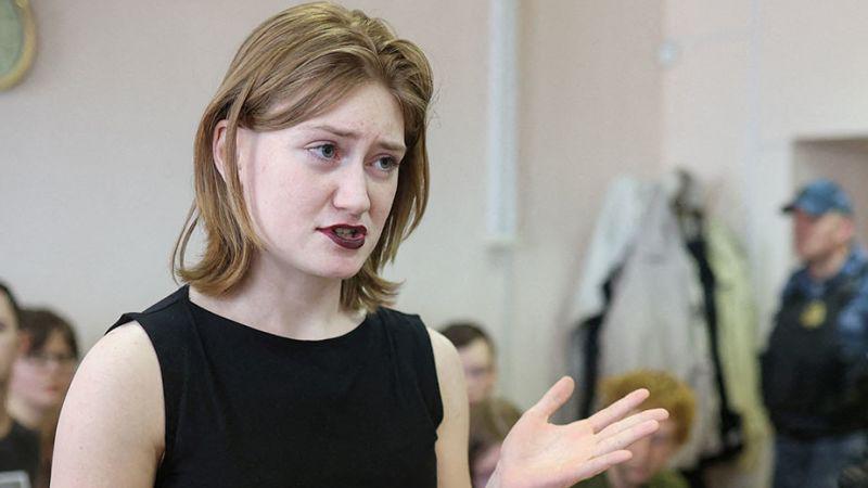 Russia sentences 19-year-old woman to nearly three years in a penal colony after poetic anti-war protest