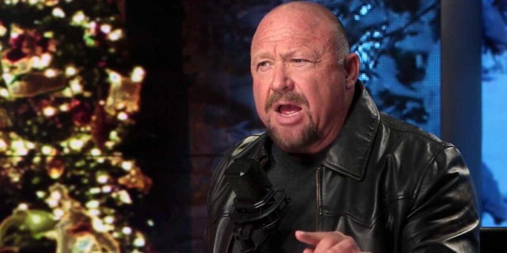 Alex Jones threatens to surround White House with 5,000 people