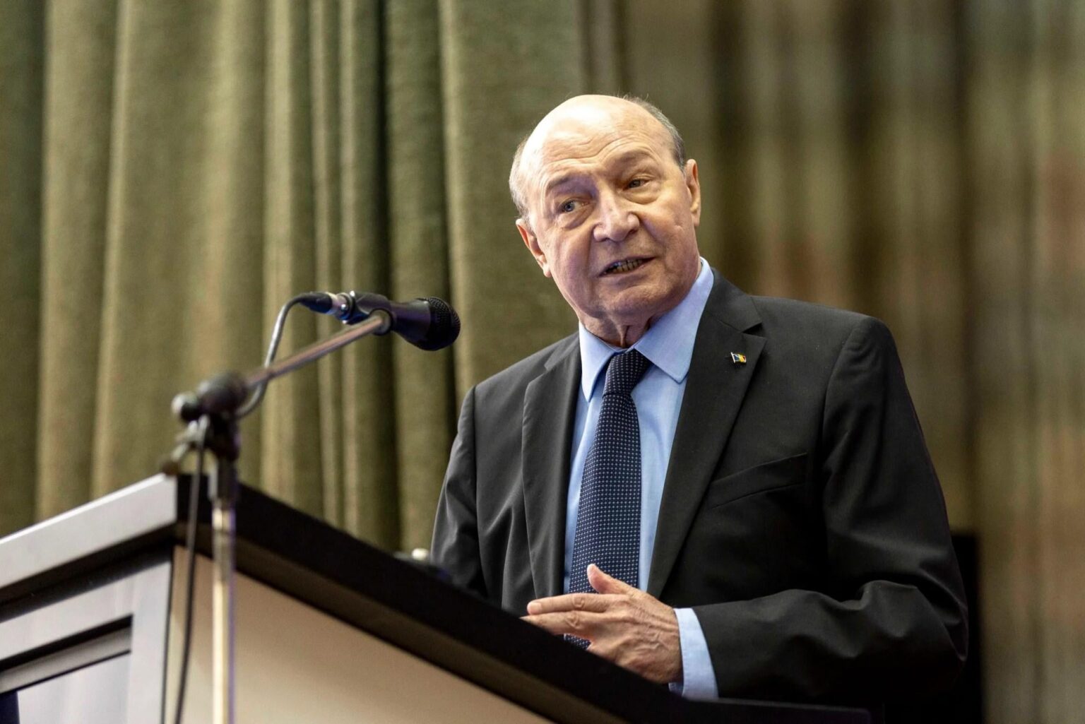 Traian Băsescu believes that the head of the ÎCCJ should resign after the Recorder documentary / The former president says that "Predoiu's laws are stupid": "Maybe he is sent on a vacation"