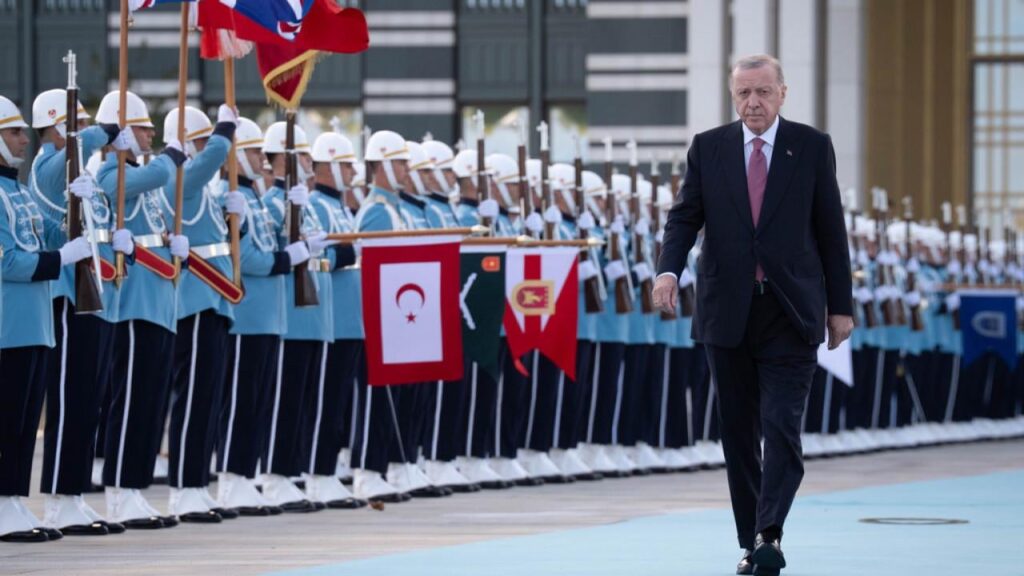 Erdogan: Fire against Greece, Cyprus, Israel