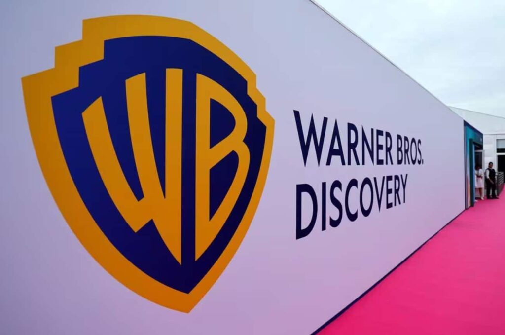 cover Warner Bros Discovery gets mostly cash offer from Netflix, source says