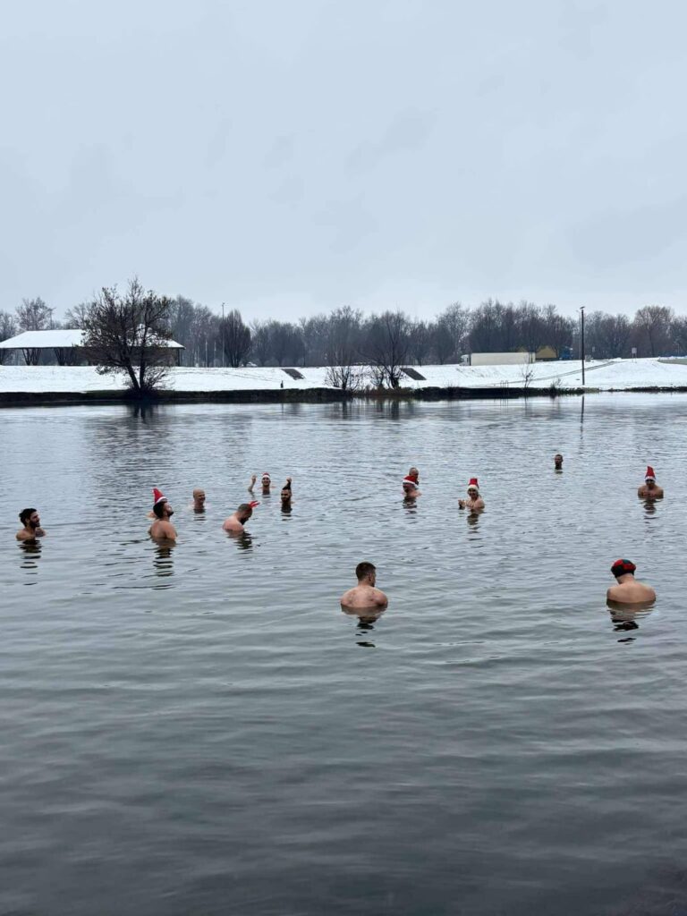 Merry Christmas from the Ice Koran! :)