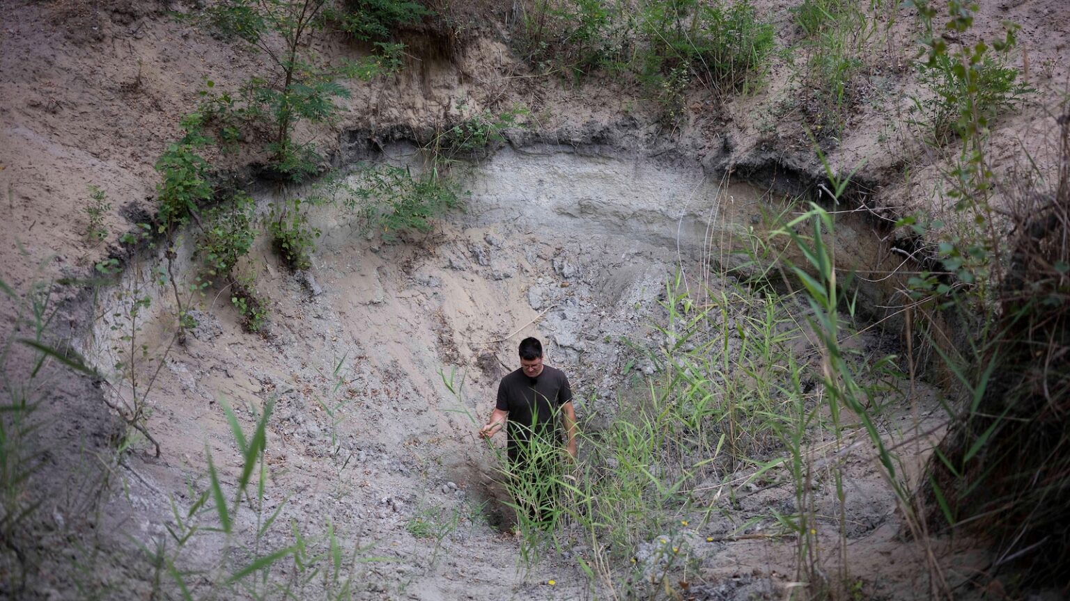 Hungary's 'water guardian' farmers fight back against desertification