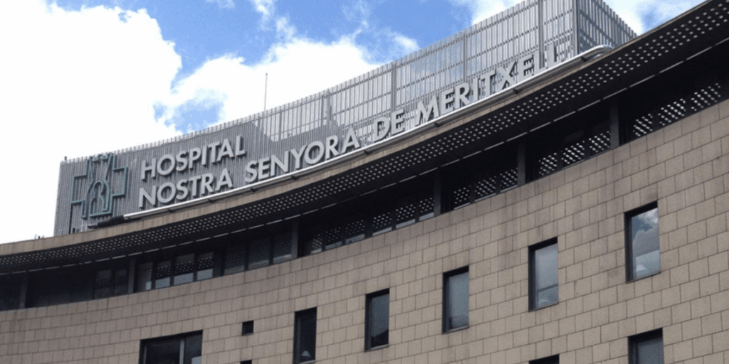 Mor a hiker to the Pas de la Casa for an allau