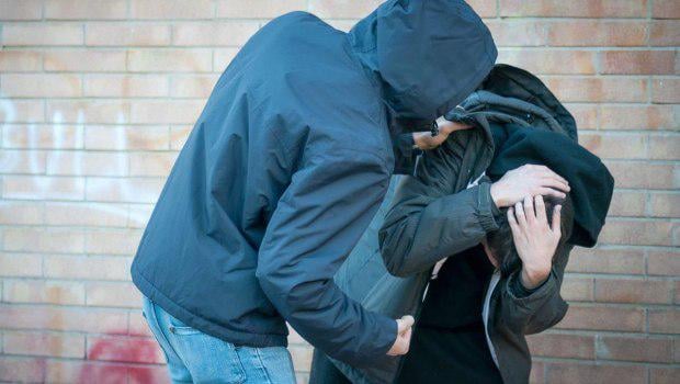 Shock: a 14-year-old blackmailed a 12-year-old for weeks - He took 8,200 euros from him